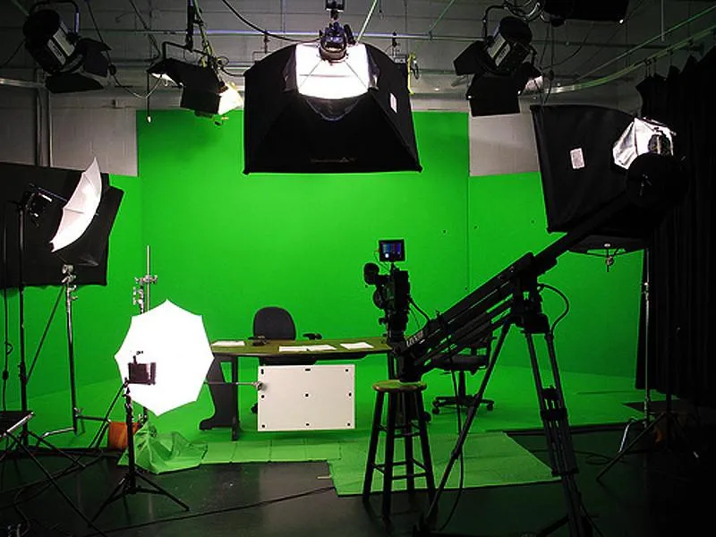 1200 Watts White Umbrella Soft box Continuous Lighting Photo Video Studio Kit With Chromakey Background Muslins (Green Black White)