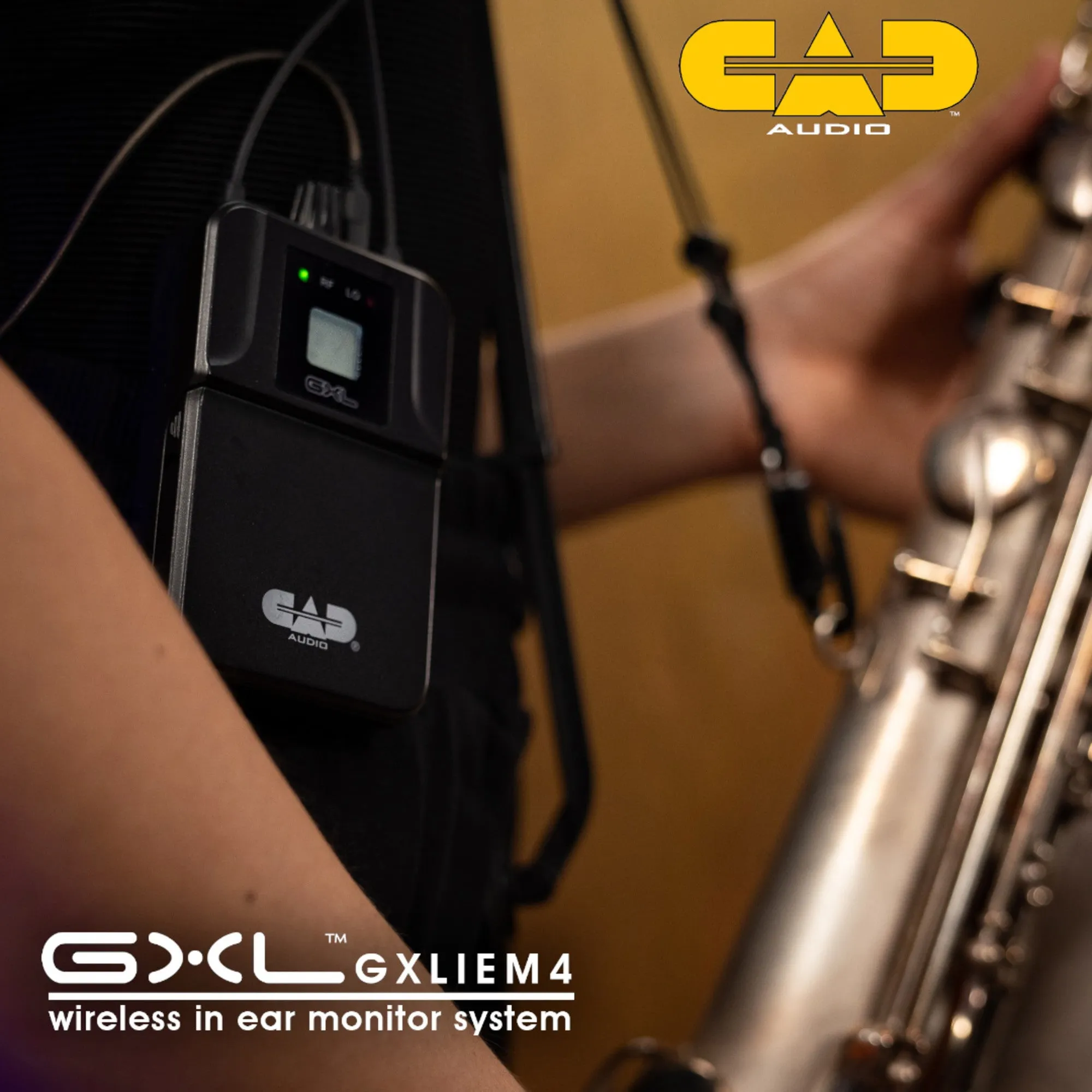 CAD Audio GXLIEM4 Quad-Mix In-Ear Wireless Monitoring System - Includes MEB1 Earbuds, Integral Rack Ears, and Antenna Relocation Kit