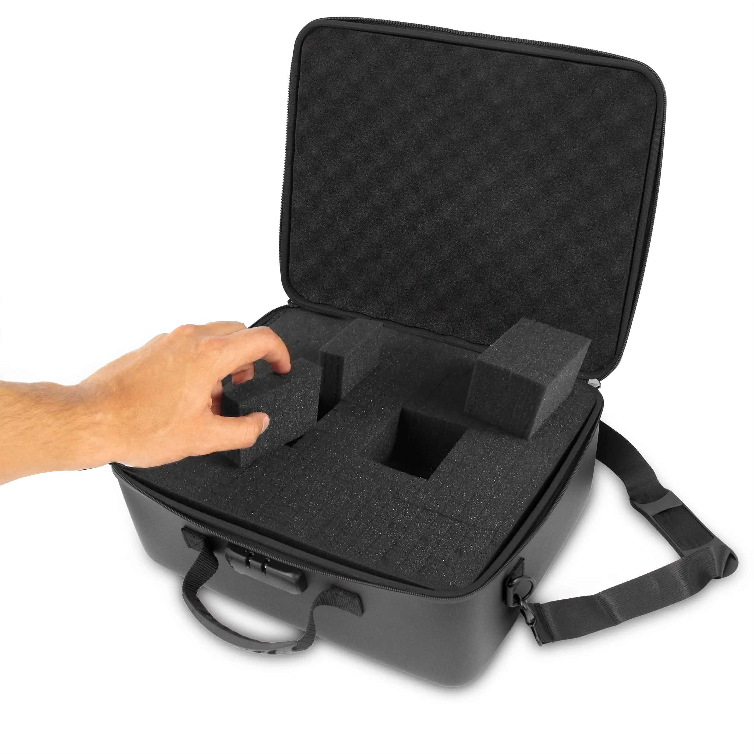 CASEMATIX Travel Case Compatible With Focusrite Scarlett Solo, Scarlett 2i2, ITrack Solo, Clarett  2Pre Audio Interfaces up to 13.5" x 10.5" x 2.2"