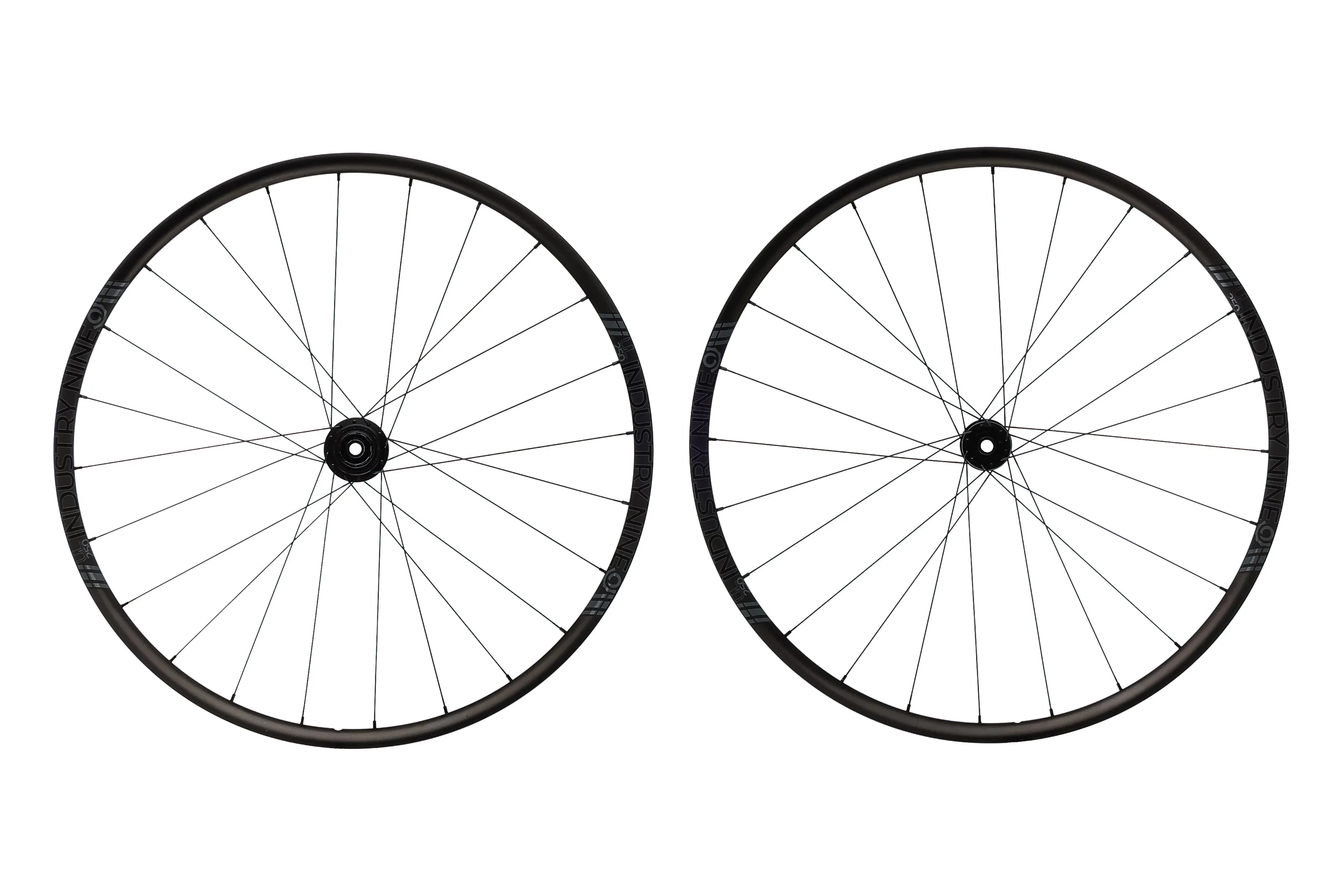 Industry Nine 1/1 Ultralight Carbon Gravel Tubeless 700c Wheelset - Shimano/SRAM HG11