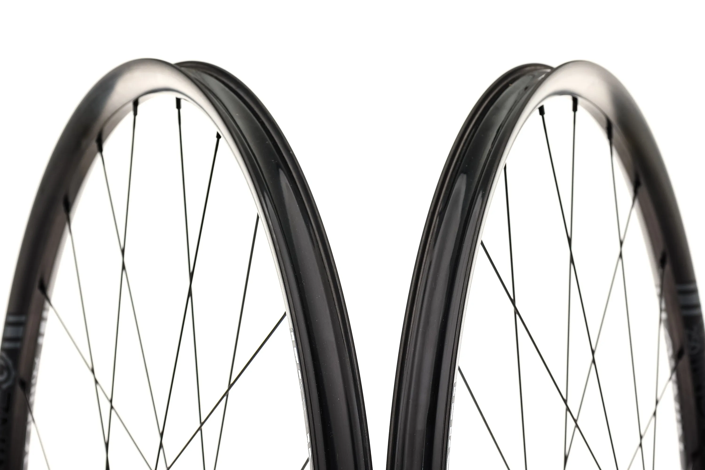 Industry Nine 1/1 Ultralight Carbon Gravel Tubeless 700c Wheelset - Shimano/SRAM HG11