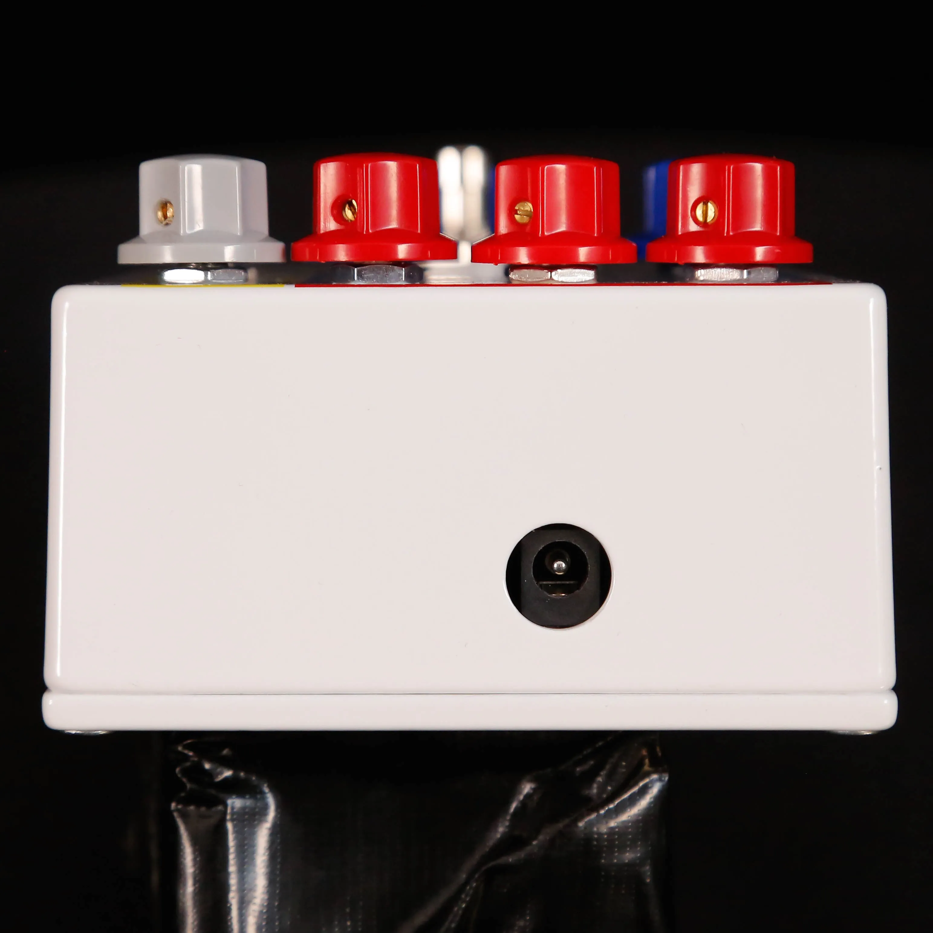 JHS Colour Box V2 Preamp Pedal