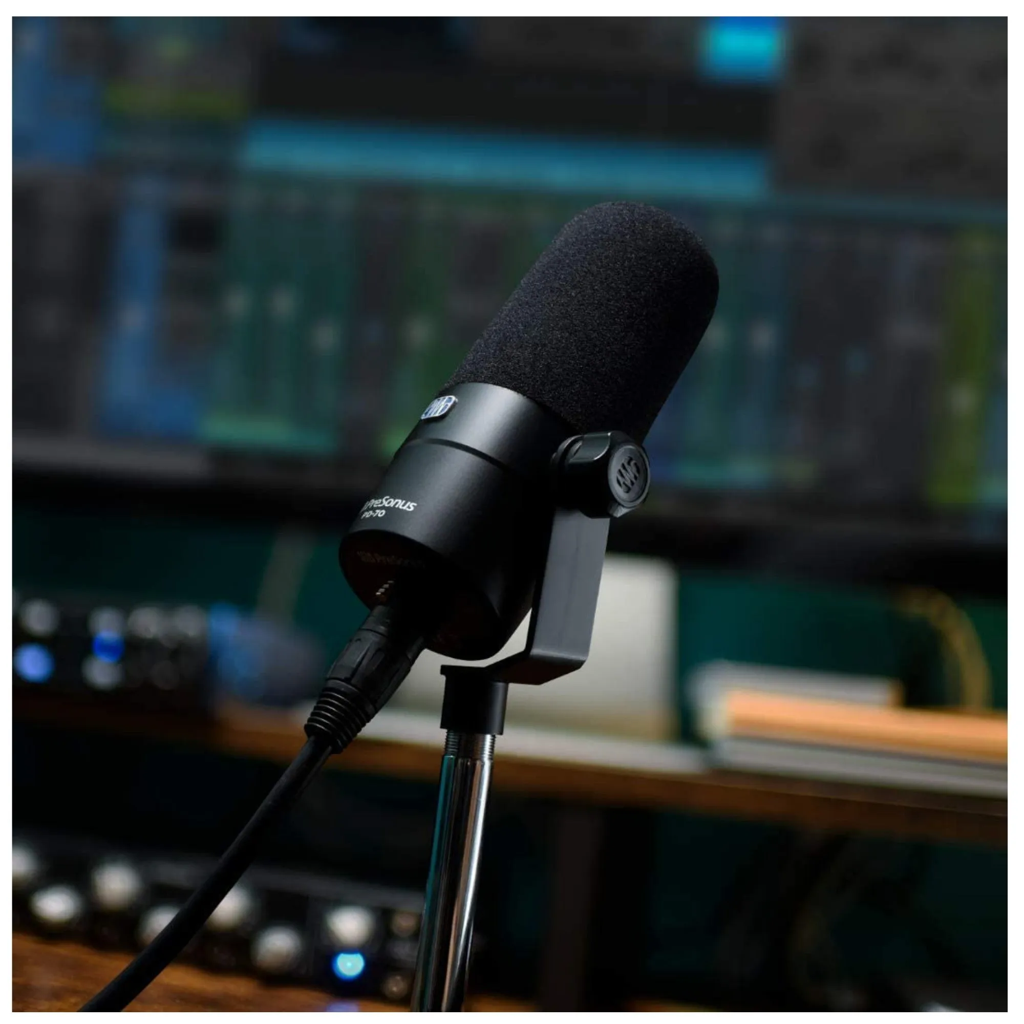 PreSonus PD-70 Dynamic Vocal Microphone