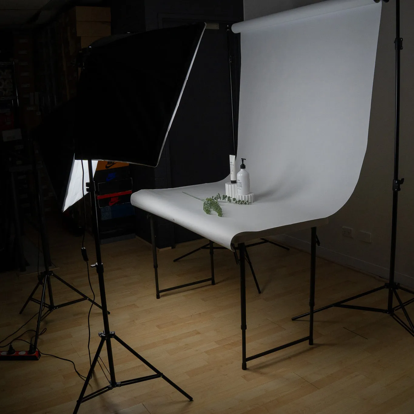 'Product Imaging Essentials Combo' Product Photography Lighting and Backdrop Kit (Medium Products) - Bundle