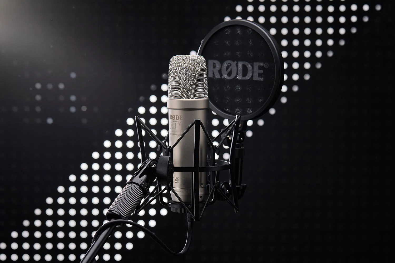 Rode NT1 5th Generation (NT1GEN5) Hybrid Studio Condenser Microphone