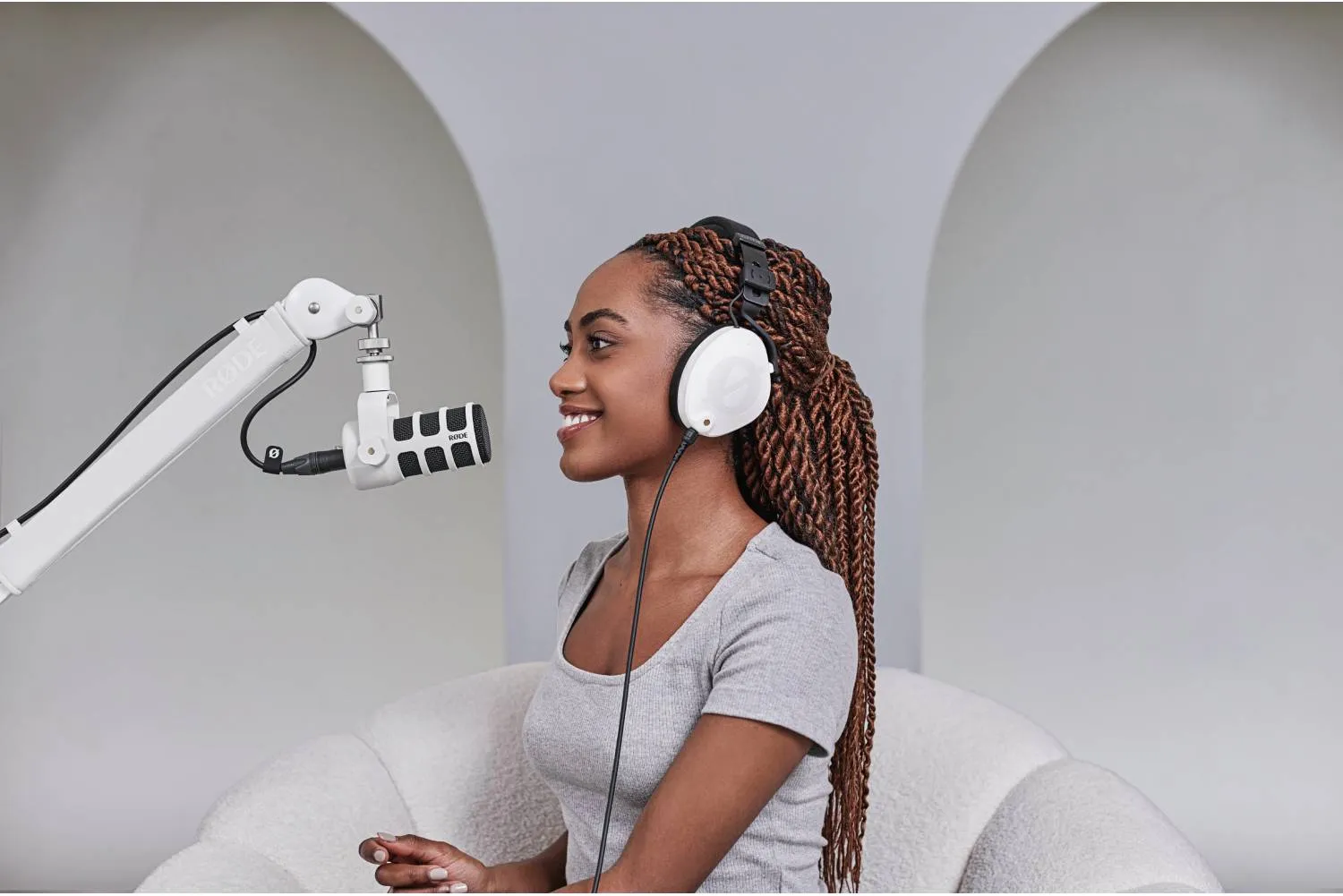 Rode NTH-100 Professional Closed-Back Over-Ear Headphones (White)
